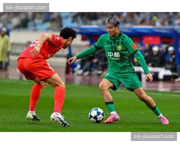 北京国安伤病应对:从超级杯夺冠到联赛首轮的人员调配策略 北京国安伤病应对:从超级杯夺冠到联赛首轮的人员调配策略