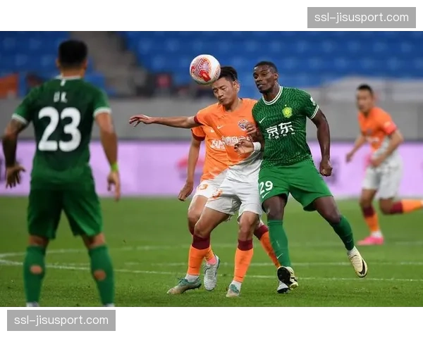 战报速递：青岛海牛主场0-0闷平南通支云，两队射正次数合计仅3次