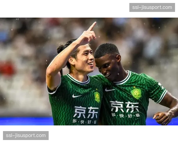 北京国安3-1击败长春亚泰，张玉宁点射加运动战梅开二度